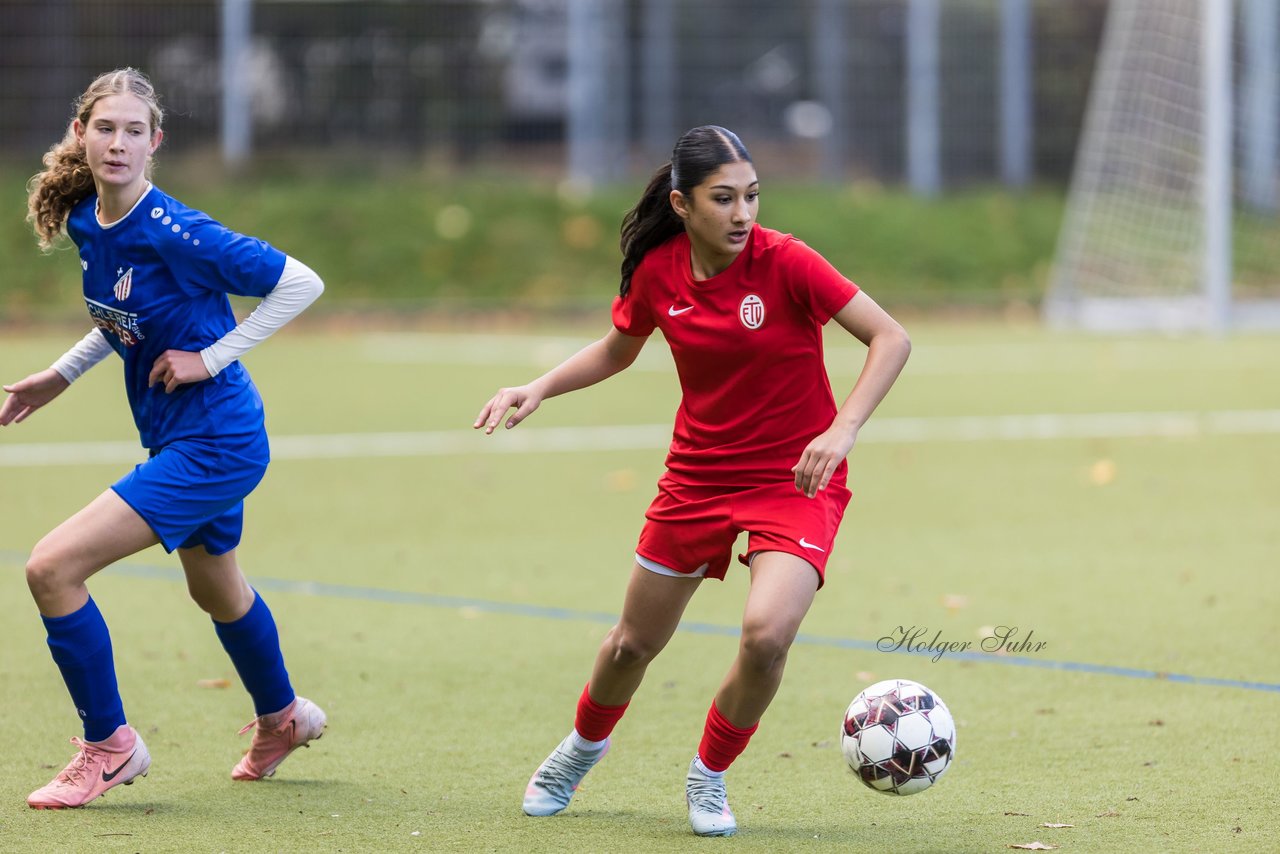 Bild 130 - wCJ Eimsbuettler TV - FC Rosengarten : Ergebnis: 2:0
